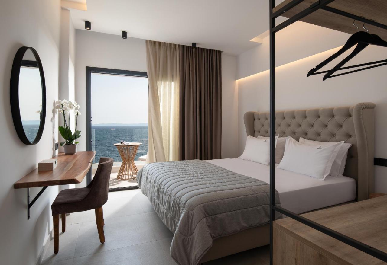 G Mare Boutique Hotel เนโอสมาร์มาราส ภายนอก รูปภาพ
