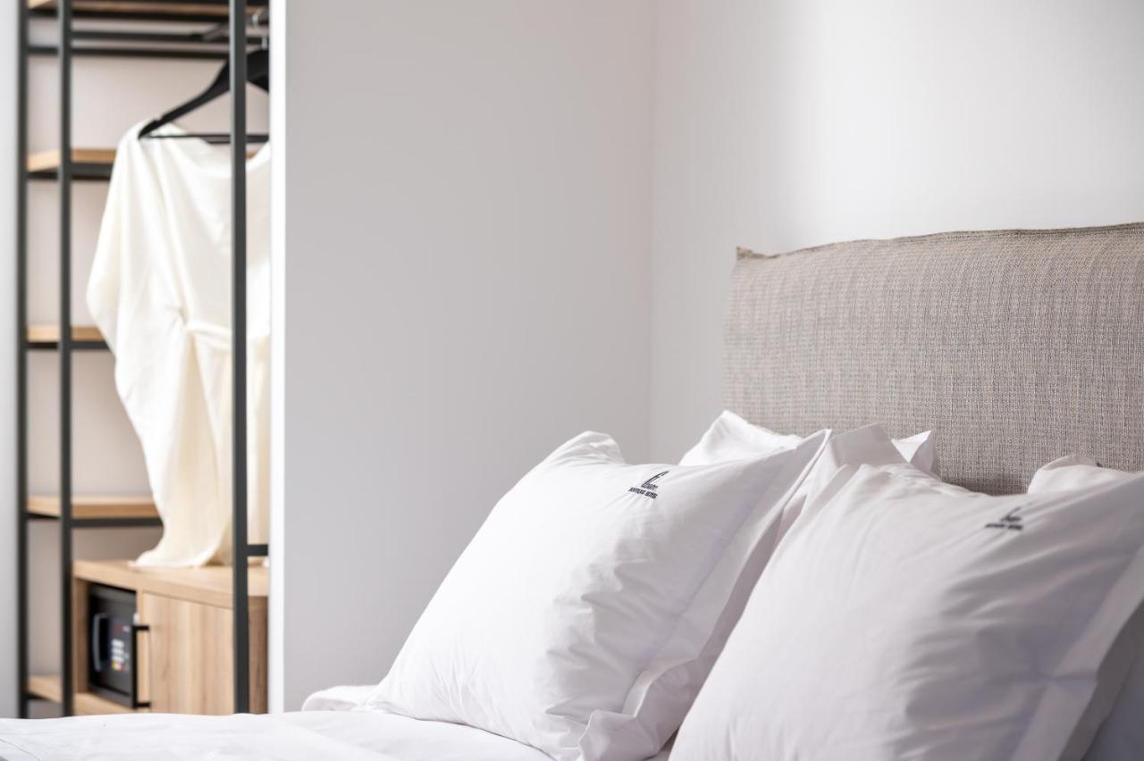 G Mare Boutique Hotel เนโอสมาร์มาราส ภายนอก รูปภาพ